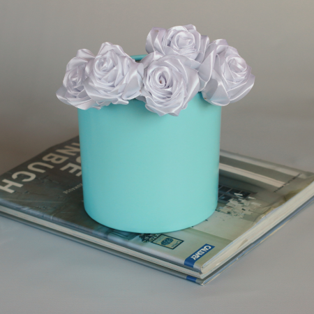 Коробка Satin (Бюджетная) 12 см Светло изумрудная