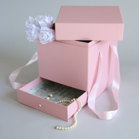 Коробка квадратная с отделение Пыльно-розовая